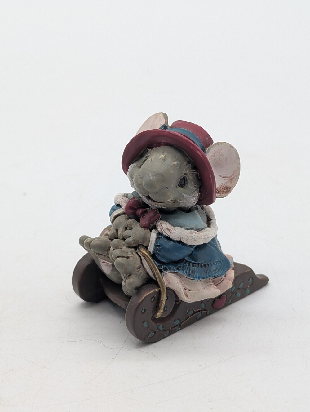 Vintage Midwest Importers Merry Mousetales Christmas Mouse Sled Sleigh Figurine
